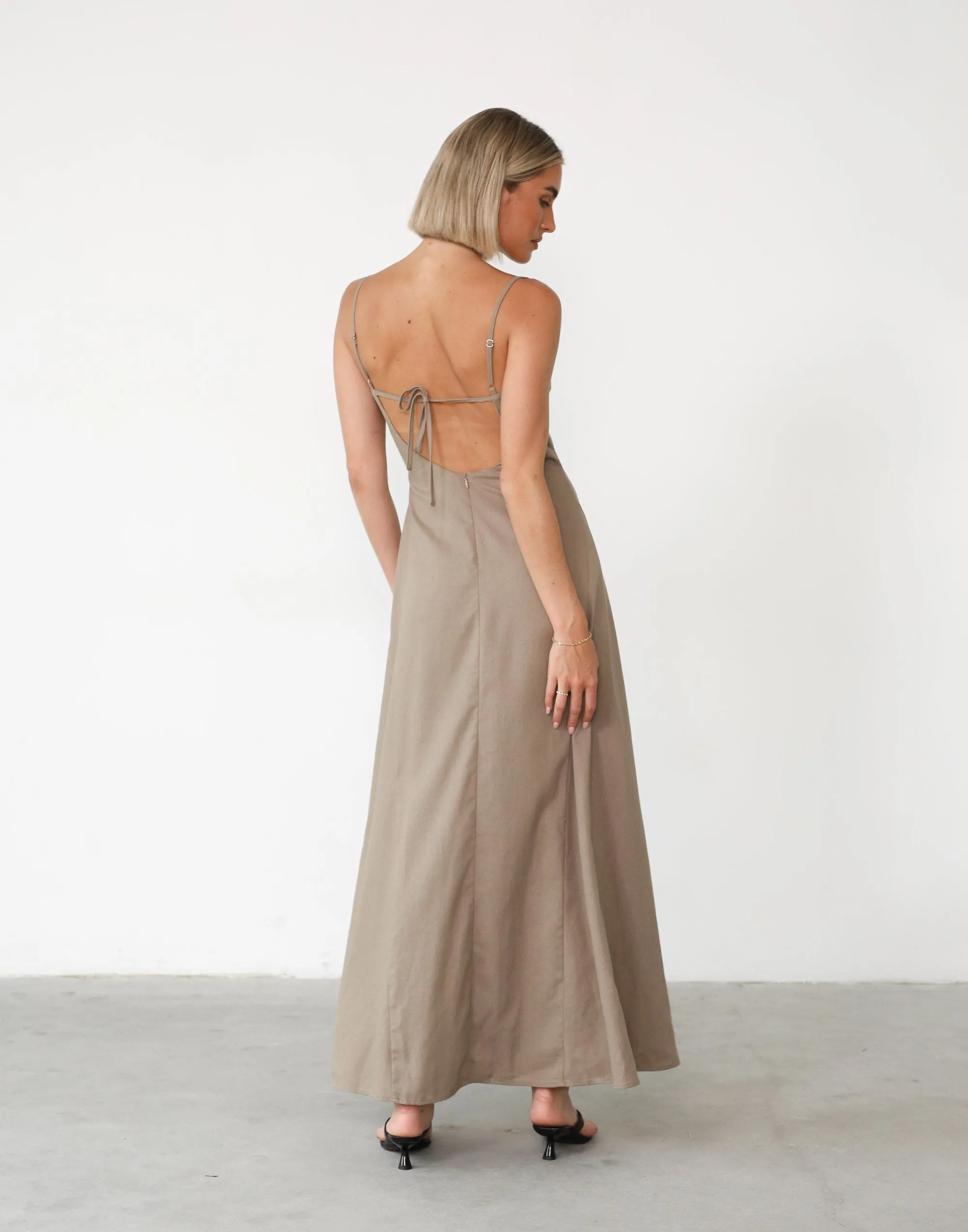 Norah Maxi Dress (Stone)