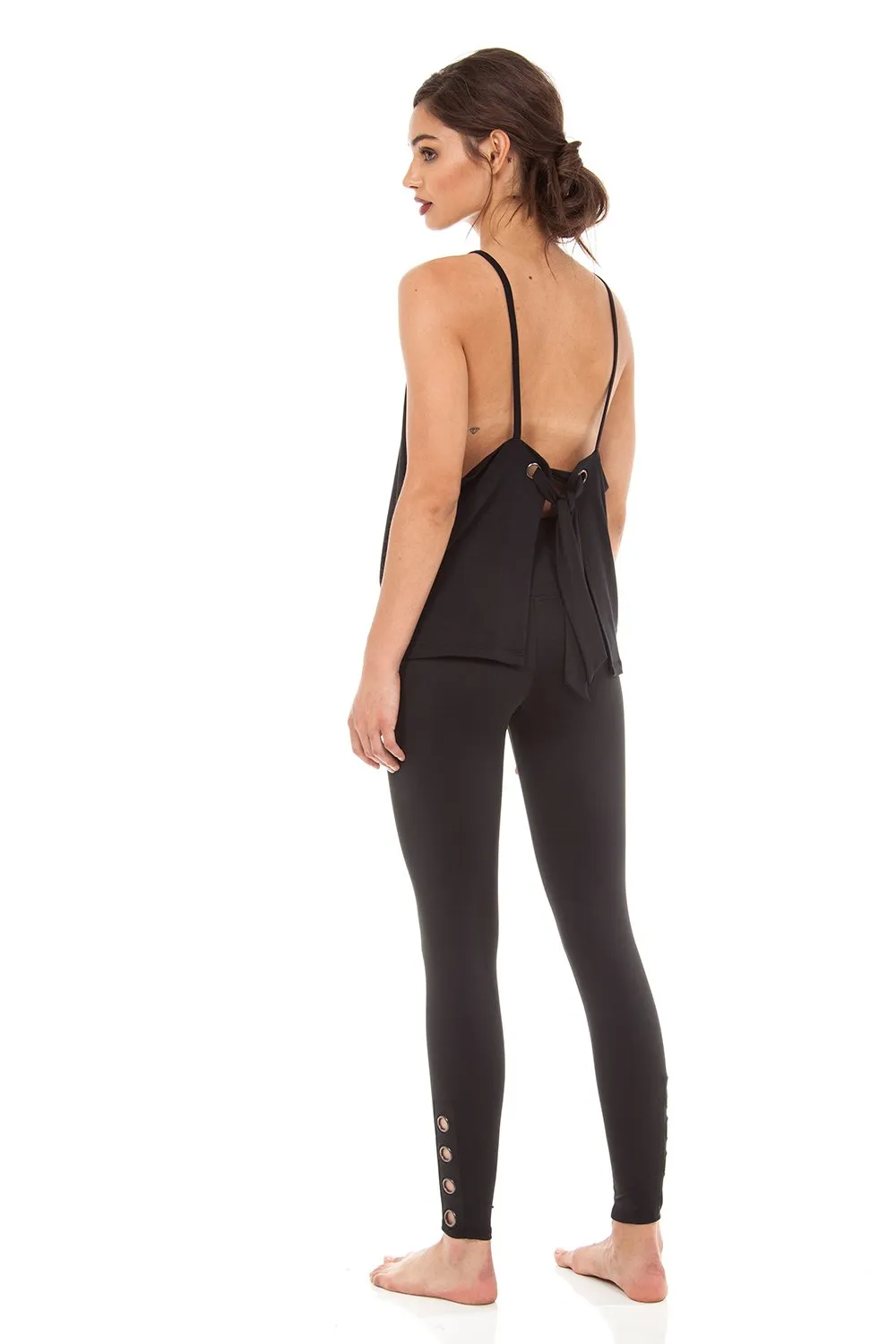 Strut This Easton Grommet Tank